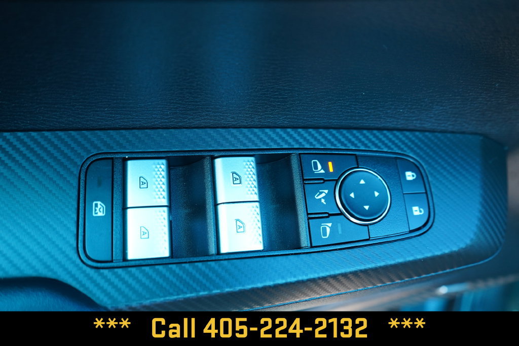 Used 2025 Mitsubishi Outlander SE FWD image 30