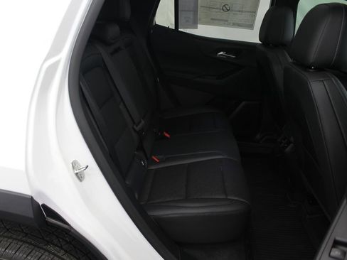 New 2026 Chevrolet Equinox LT w/ Convenience Package II FWD image 22