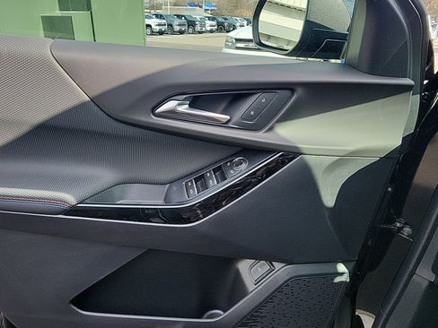 New 2026 Chevrolet Equinox RS w/ Safety and Technology Package FWD image 17