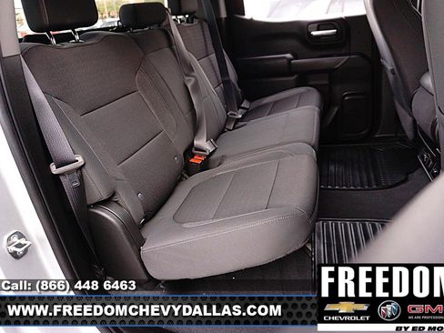 Used 2021 Chevrolet Silverado 1500 LT image 12