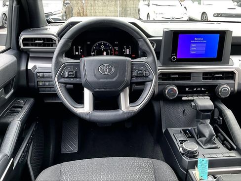 Certified 2025 Toyota 4Runner SR5 image 5