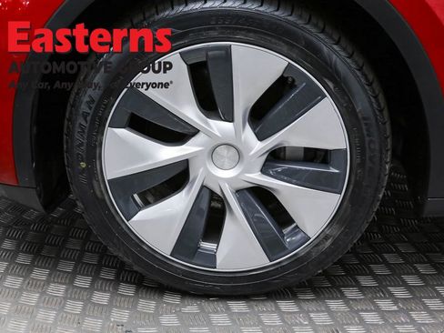 Used 2020 Tesla Model Y Performance image 30