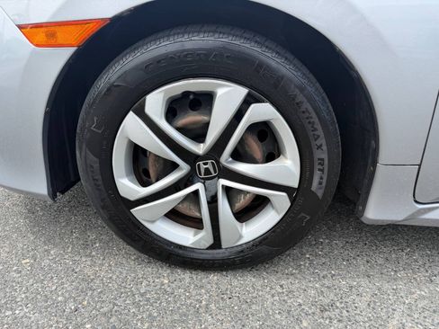 Used 2018 Honda Civic LX image 10