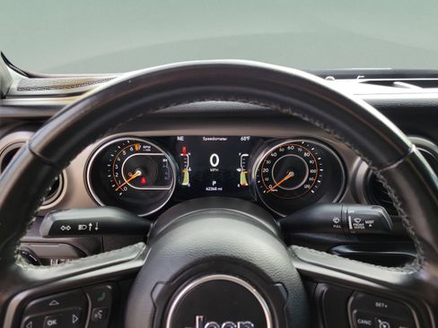Used 2022 Jeep Gladiator Sport AWD/4WD image 23