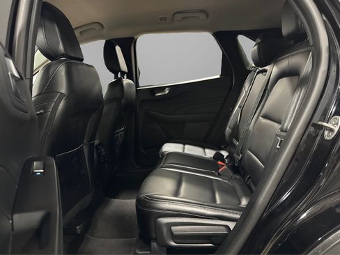 Used 2024 Ford Escape Platinum AWD/4WD image 38