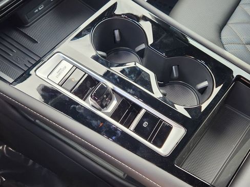 New 2026 Volkswagen Atlas Cross Sport SEL Premium R-Line image 11