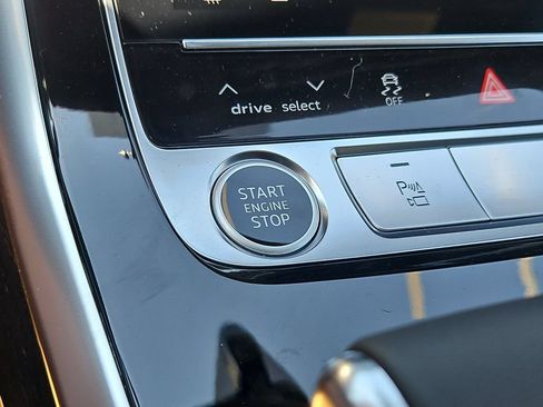 New 2026 Audi Q7 Premium Plus AWD/4WD image 17