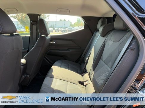 New 2027 Chevrolet Bolt LT w/ Comfort Package FWD image 34