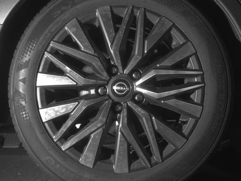 Used 2025 Nissan Altima 2.5 SV image 15