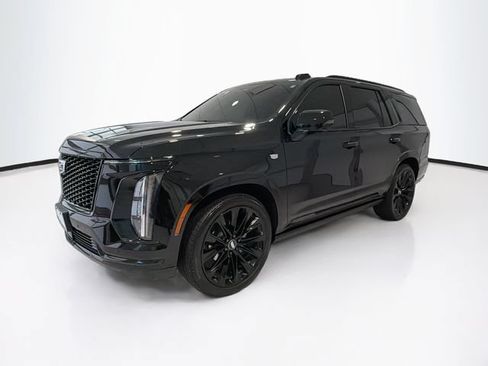 Certified 2025 Cadillac Escalade Sport Platinum w/ LPO, ONYX Package AWD/4WD image 3