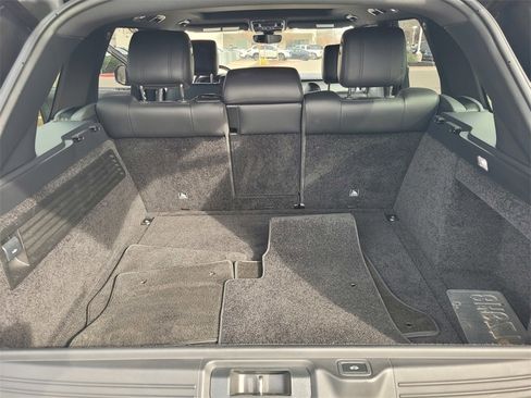 Used 2017 Land Rover Range Rover HSE image 26