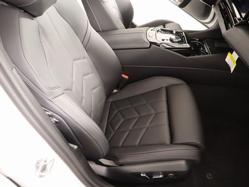 New 2025 BMW 530i w/ M Sport Package image 14