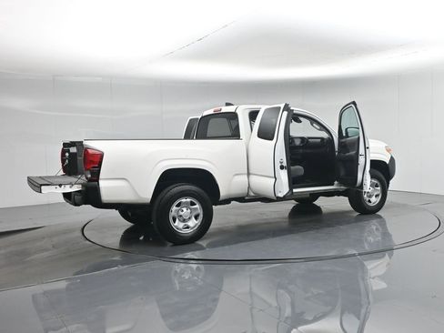 Used 2021 Toyota Tacoma SR image 6