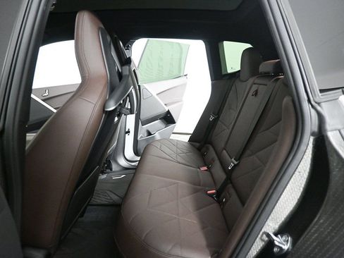 Used 2022 BMW iX xDrive50 w/ Sport Package image 18