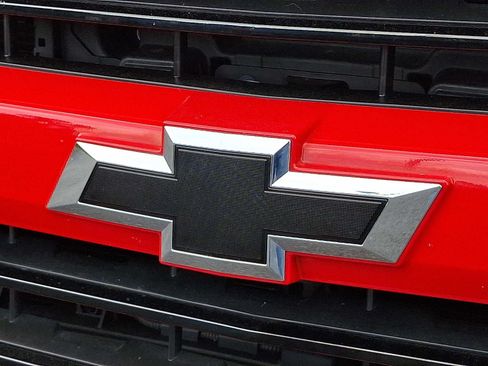 Used 2017 Chevrolet Silverado 1500 LT w/ All Star Edition AWD/4WD image 29