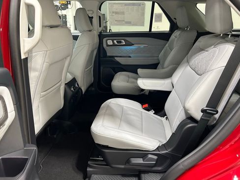 New 2026 Ford Explorer Platinum AWD/4WD image 28