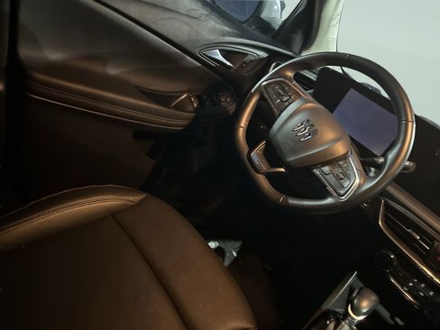 Used 2024 Buick Encore GX Sport Touring image 34