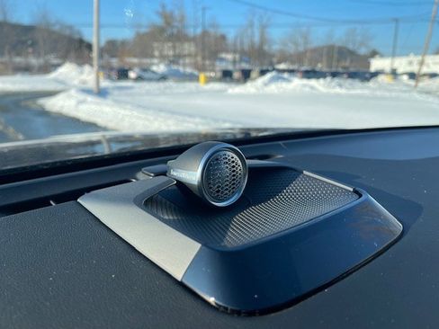 New 2025 Volvo EX90 Ultra image 10