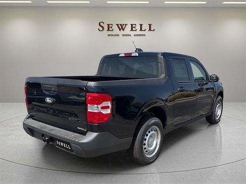 Used 2025 Ford Maverick XL image 5