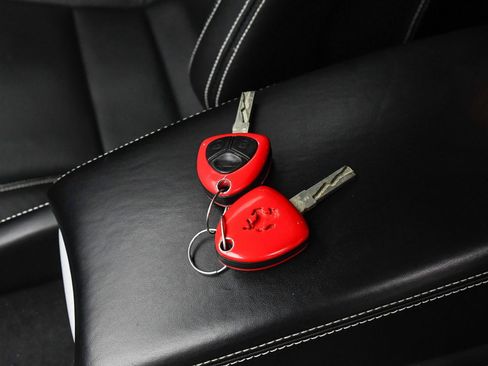 Used 2015 Ferrari FF Black image 21