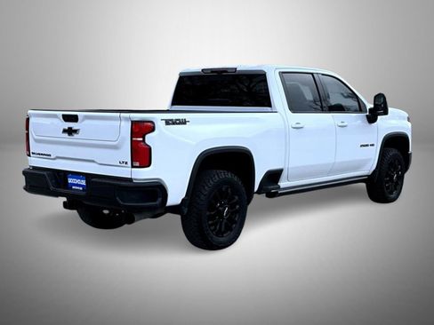 Used 2025 Chevrolet Silverado 2500 LTZ w/ LTZ Plus Package image 5