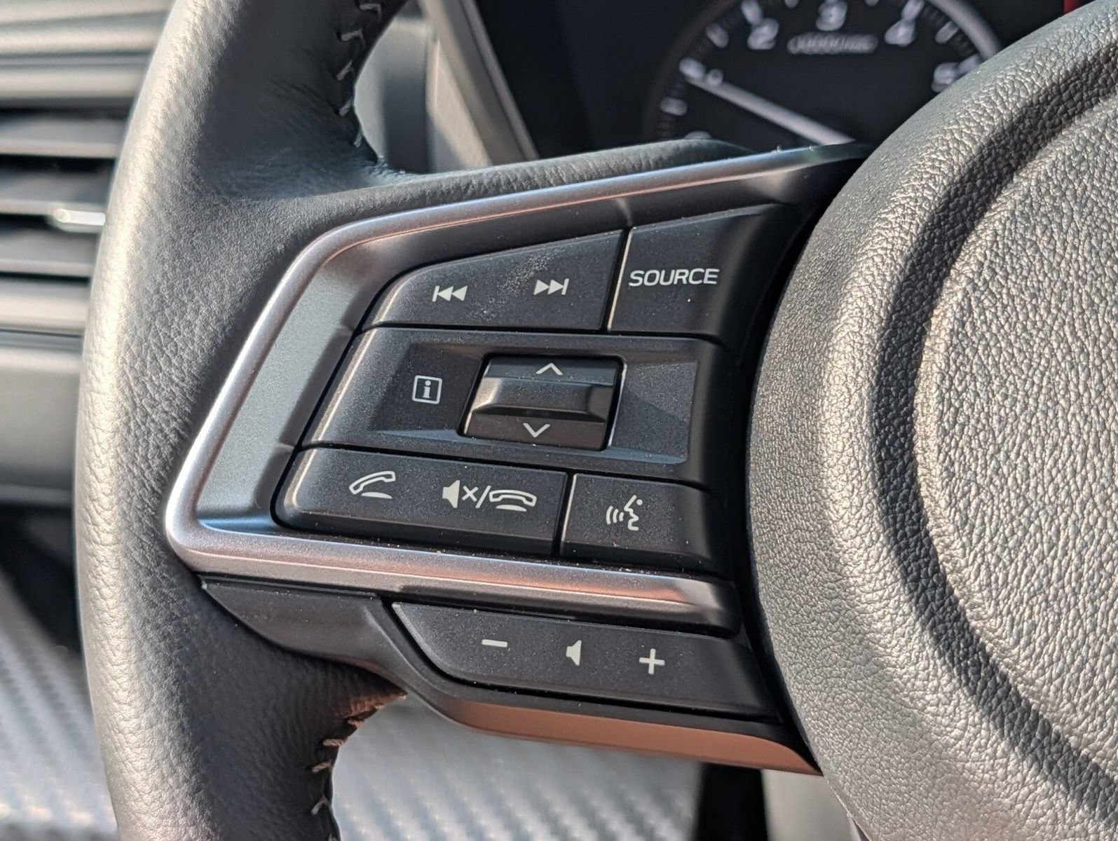 New 2026 Subaru Ascent Premium AWD/4WD image 32