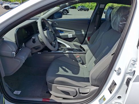 New 2026 Hyundai Elantra Sport FWD image 10