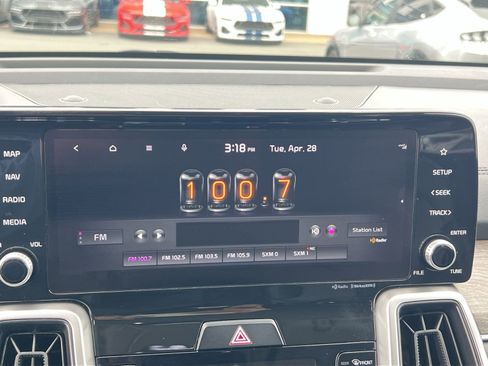 Used 2022 Kia Sorento S w/ Panoramic Sunroof Package AWD/4WD image 26