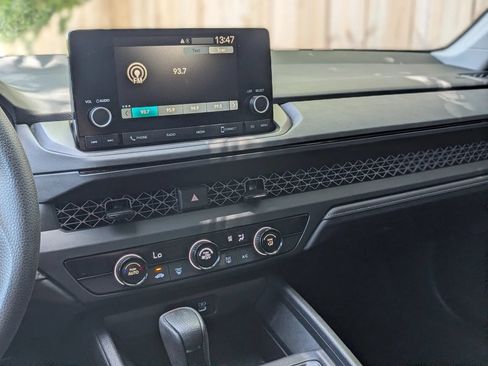 Used 2023 Honda Accord LX image 18