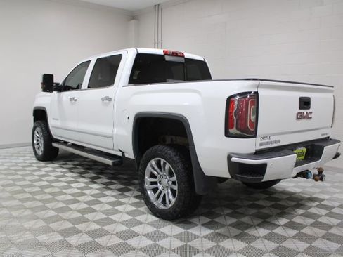 Used 2016 GMC Sierra 1500 Denali image 10