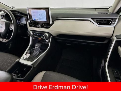 Used 2025 Toyota RAV4 XLE w/ Convenience Package FWD image 26