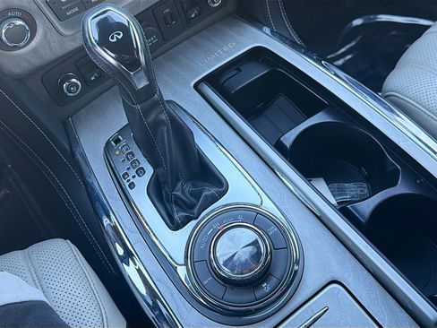 Used 2019 INFINITI QX80 Limited AWD/4WD image 30