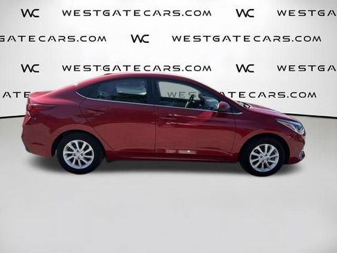 Used 2022 Hyundai Accent SEL FWD image 5