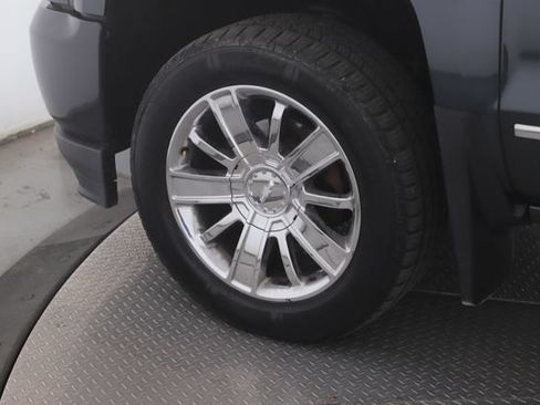 Used 2017 Chevrolet Silverado 1500 High Country AWD/4WD image 13