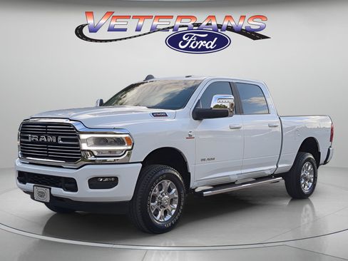 Used 2024 RAM 2500 Laramie w/ Safety Group AWD/4WD image 1