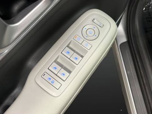 Used 2024 Hyundai Santa Fe Limited image 22