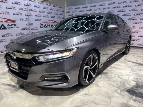 Used 2019 Honda Accord Sport image 2