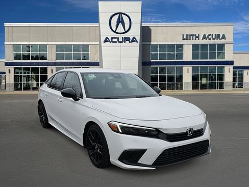 Used 2024 Honda Civic Sport image 1