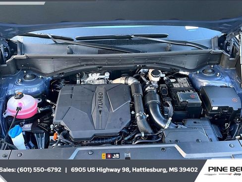 Used 2025 Hyundai Santa Fe Calligraphy image 8