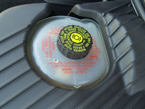 Used 2005 Porsche 911 Cabriolet image 57