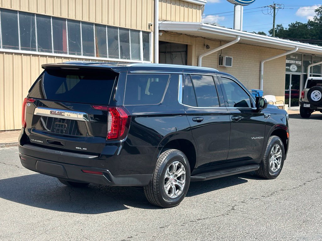 Used 2023 GMC Yukon SLE AWD/4WD image 9