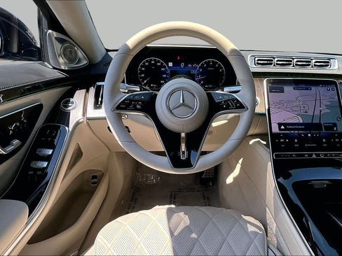 Used 2022 Mercedes-Benz S 580 4MATIC Sedan image 6