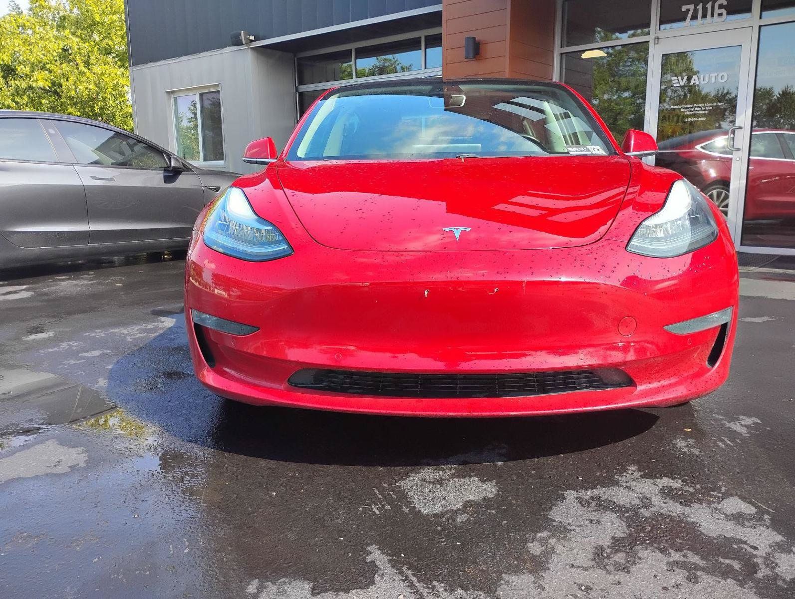 Used 2019 Tesla Model 3 Long Range AWD/4WD image 3