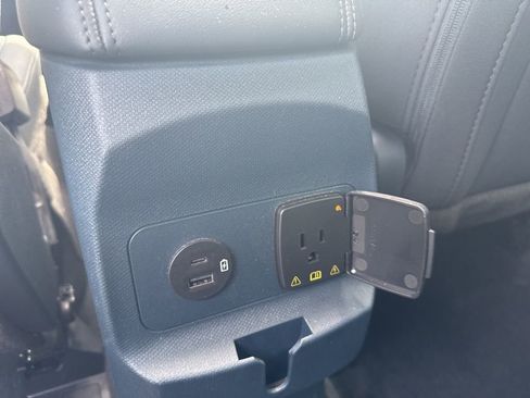 Used 2023 Ford Maverick XLT w/ Equipment Group 300A Standard image 13