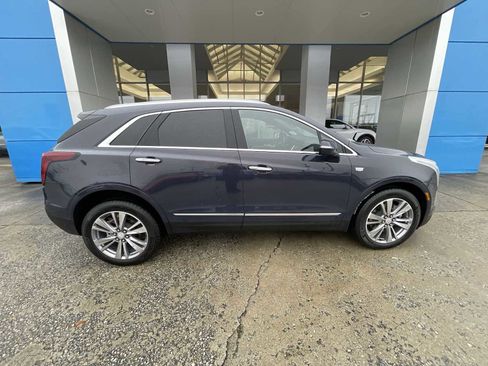 Certified 2025 Cadillac XT5 Premium Luxury image 9