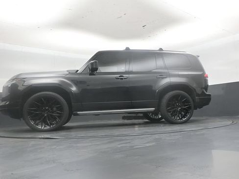 Used 2024 Lexus GX 550 w/ Accessory Package (Z1) AWD/4WD image 47