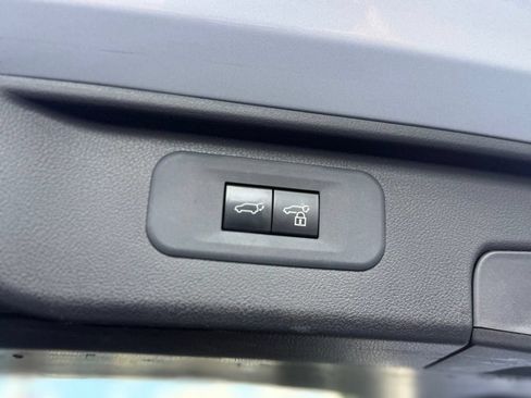 Used 2024 Toyota Grand Highlander AWD image 18