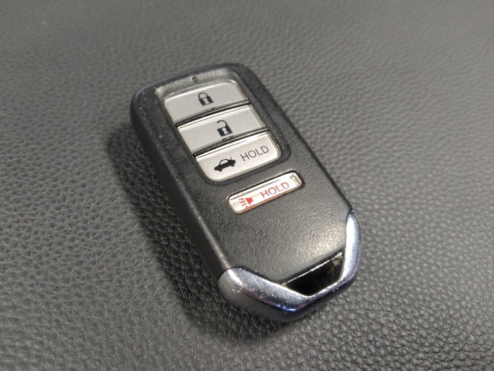 Used 2018 Honda Accord Sport image 32