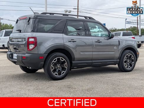 Certified 2025 Ford Bronco Sport Outer Banks w/ Outer Banks Tech Package+ AWD/4WD image 2