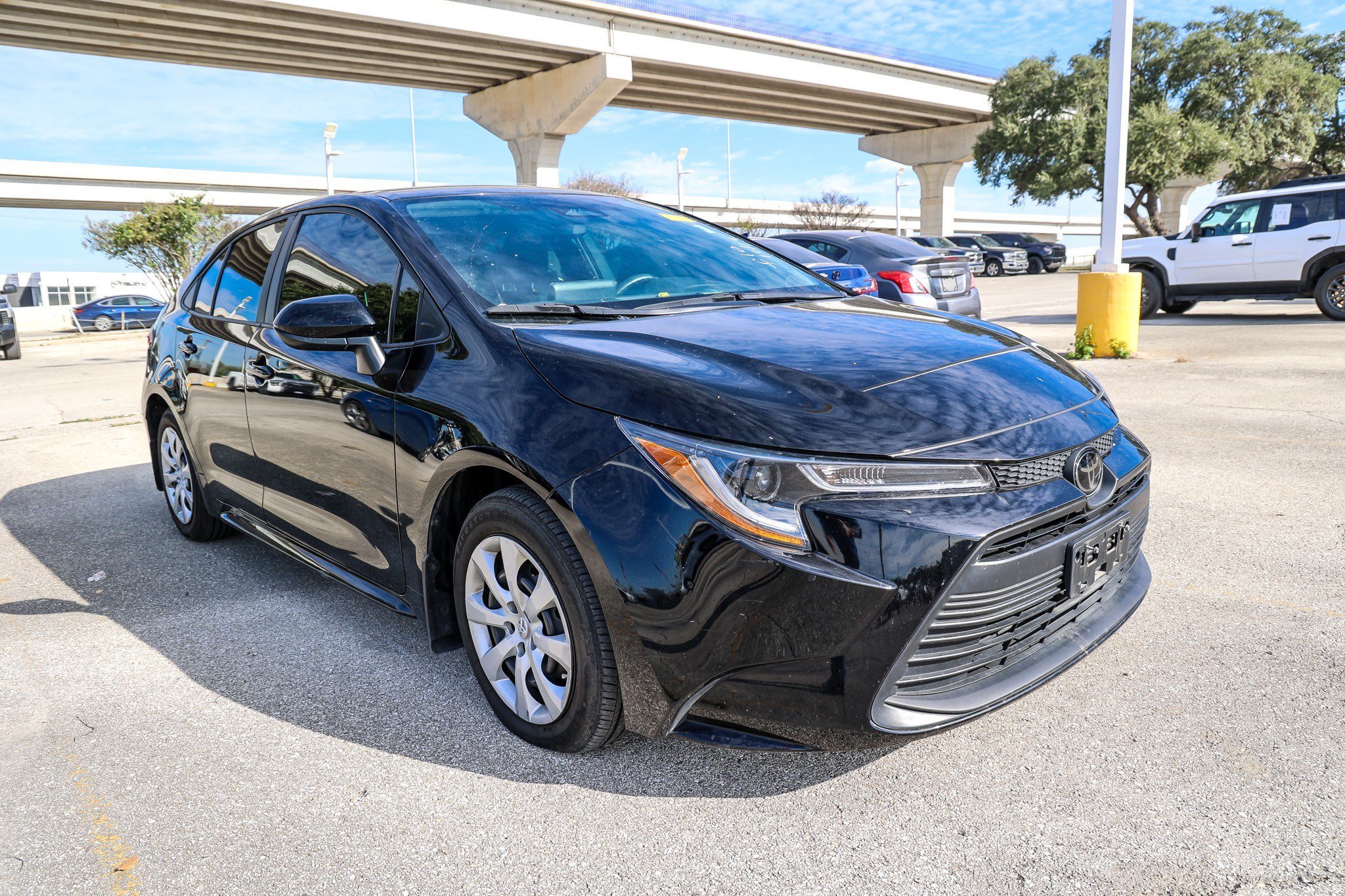 Certified 2024 Toyota Corolla LE FWD image 6